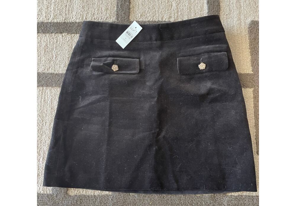 Black Velvet Skirt Size 6P Office Siren Pencil Loft Jewel Buttons Goth Casual